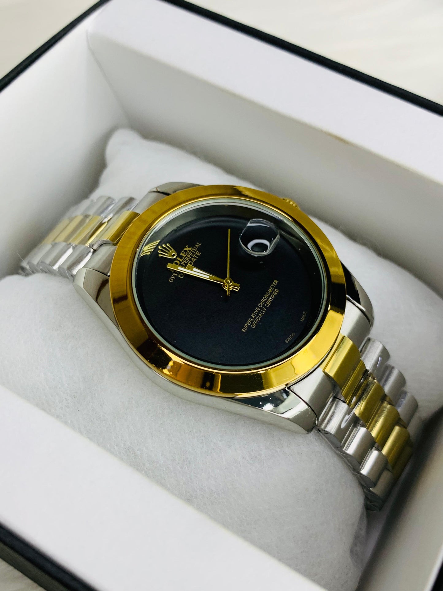 Royal Top Notch Watch (Black)