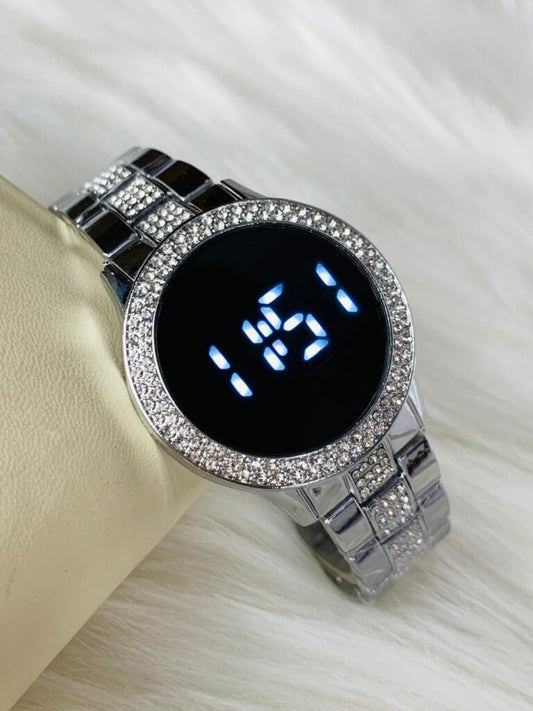 Religio Feminino LED Luxury Watch (Silver)