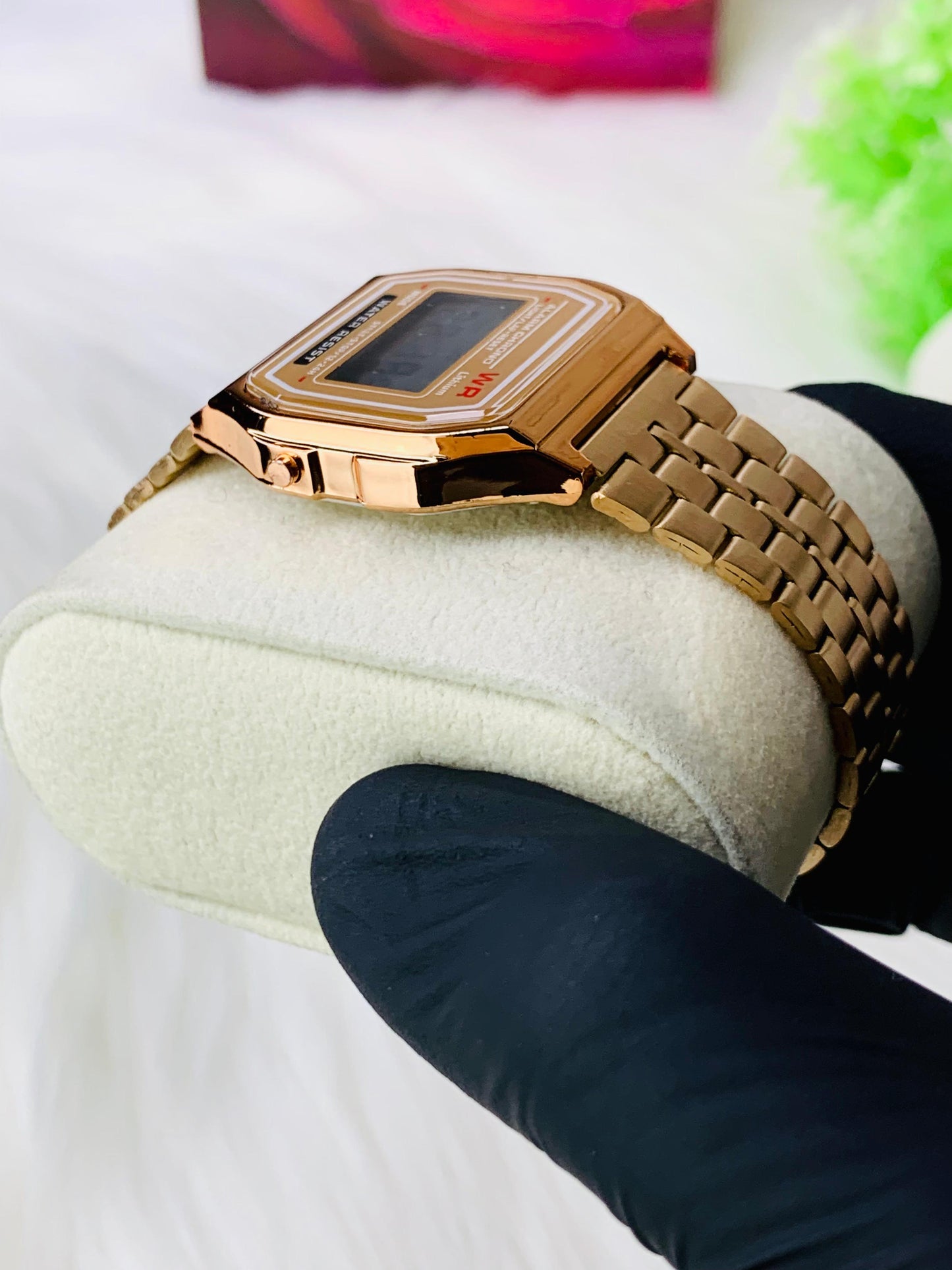 Digital Classic Retro (Rose Gold)